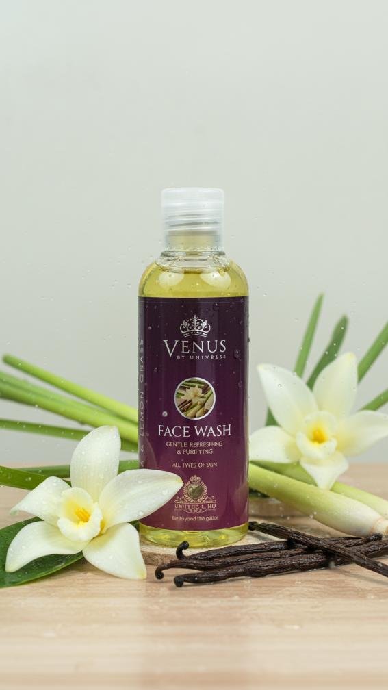 resized_Whisk_0ee7604e95c012682cd45eb5934bc1c0dr Venus Vanilla & Lemongrass Facewash