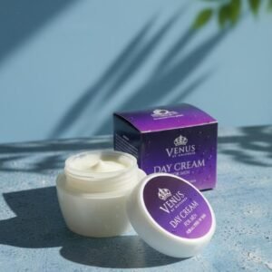 resized_Whisk_305bf44c39814abb9304b094f650d4e4dr Venus Men's Day Cream