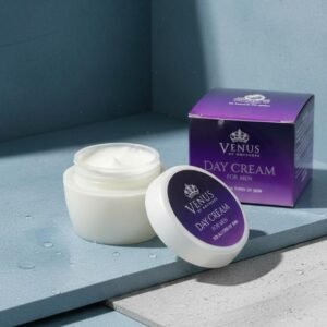 resized_Whisk_733ed1268ea80b88c524099093861b33dr Venus Men's Day Cream